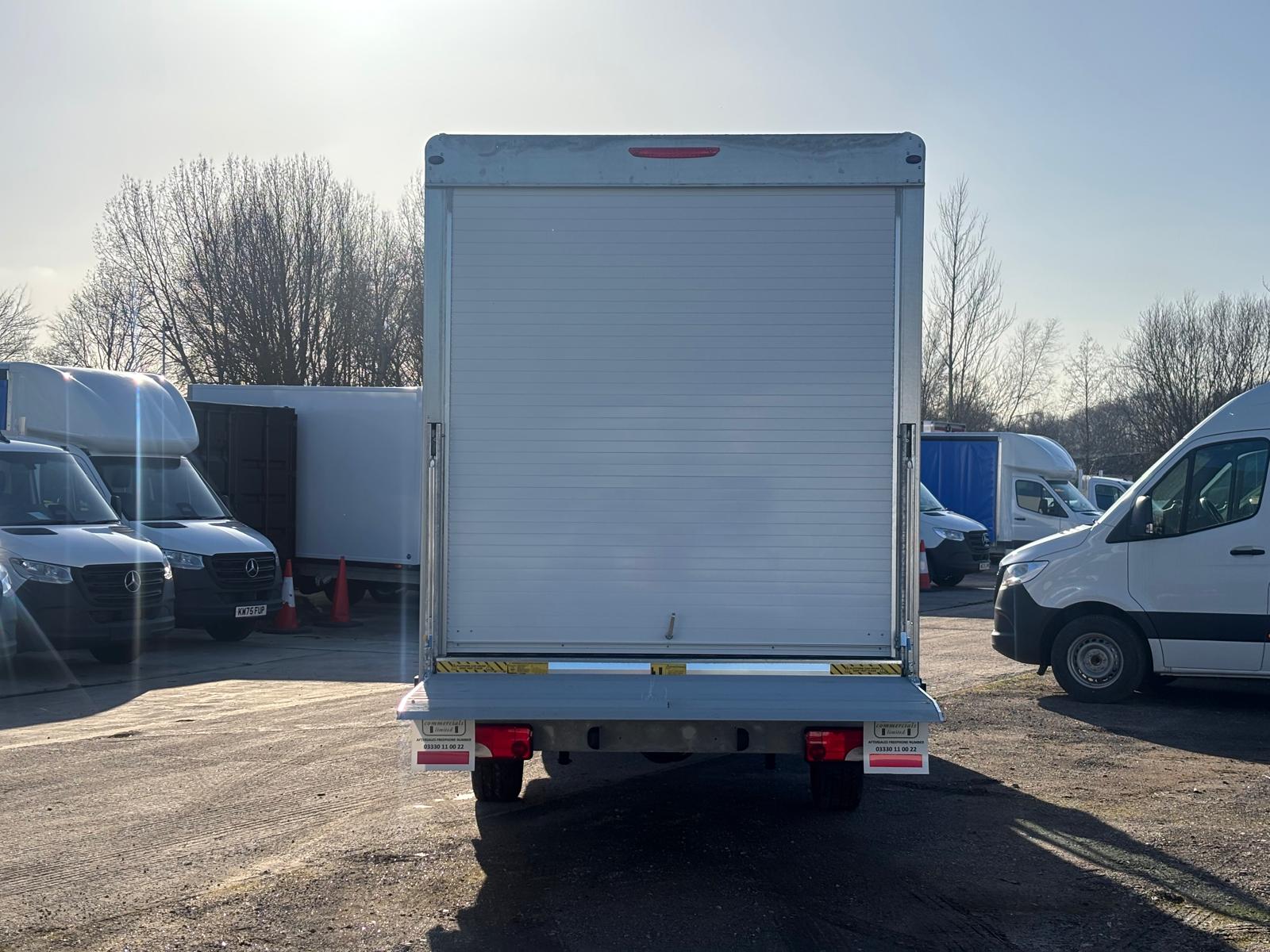 Sprinter with Luton Body & Tail Lift