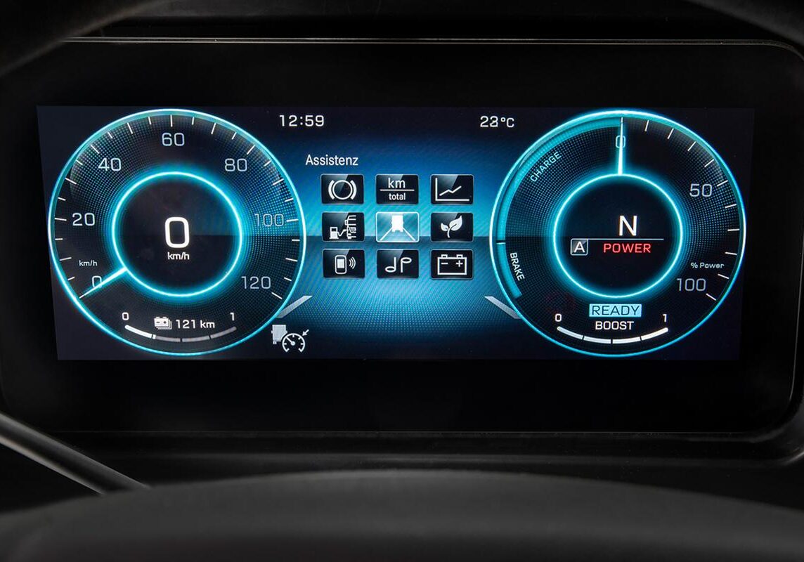 https___dxto1r4ggimee.cloudfront.net_uploads_new-vehicles_fullWidth_desktop_Mercedes-Benz-eEconic-eStar-002-large